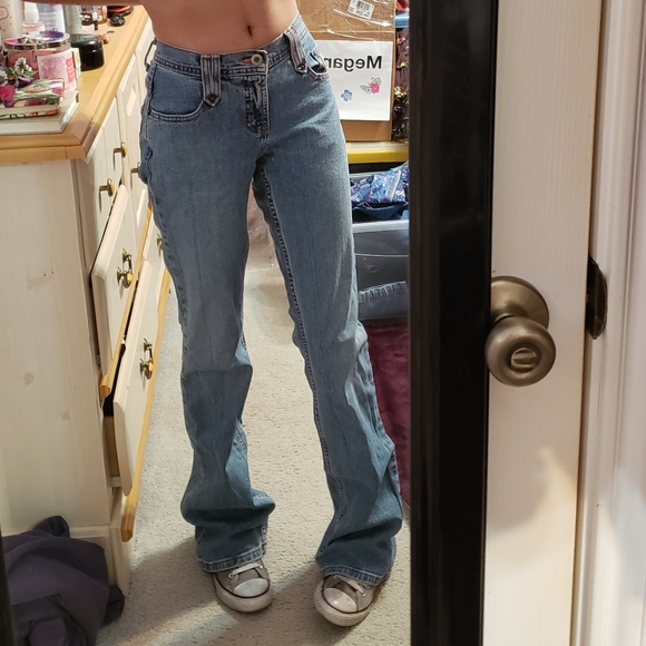 Vintage Cruel Girl Low Rise Flare Light Wash Jeans - Picture 5 of 15